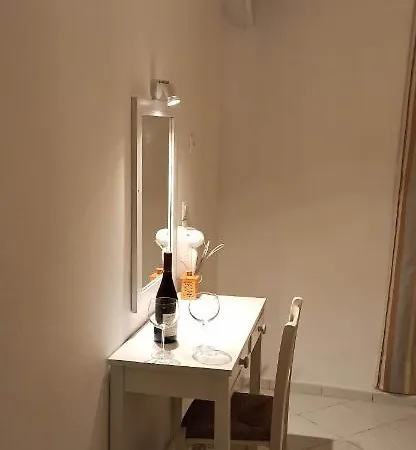 Kavos Central Hotel Kávos