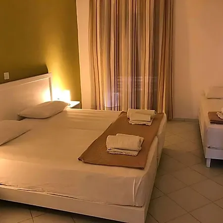 Kavos Central קאבוס