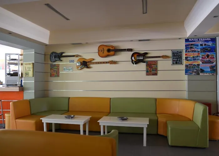 Hotel Kavos Central *