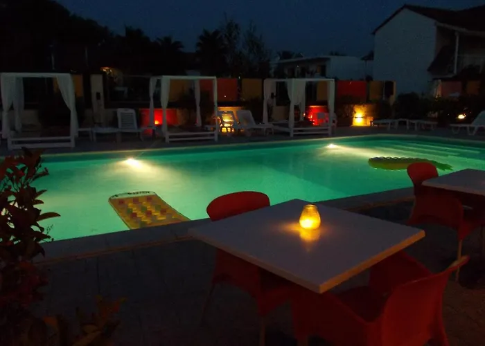 فندق Kavos Central Kávos